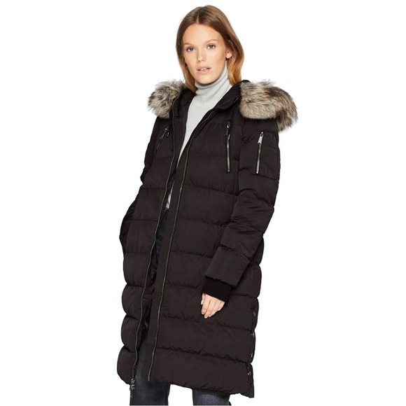 📦SOLD📦Women’s BCBGeneration Faux-Fur Hooded Puffer Coat. Size S - Picture 3 of 10